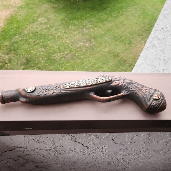 Rare Russian Pistol Decanter – Ornate Vintage Brandy Bottle, Statement Bar Cart - Picture 3 of 16